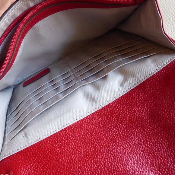 NORDSTROM GENUINE LEATHER CROSSBODY BAG, W 8.5" X H 5.5"X D 0.5", NEW - Picture 8 of 11